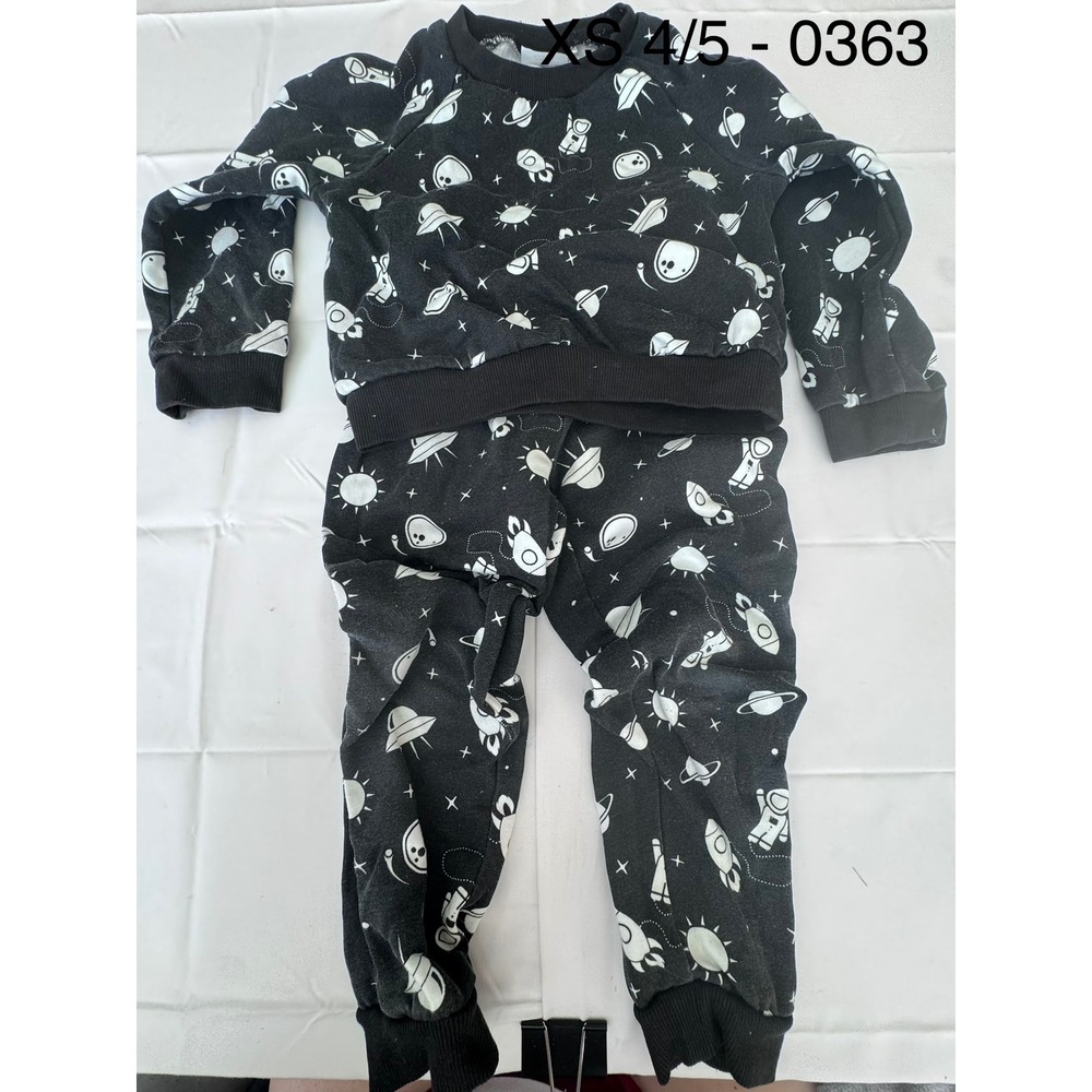 Kids Space Astronaut UFO Print Pajama Set Black XS 4/5 2 Piece Joggers